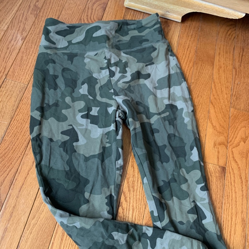 target camo leggings